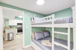 DESTIN PALMS (2204)