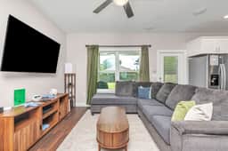 OYSTER COVE - Image 2